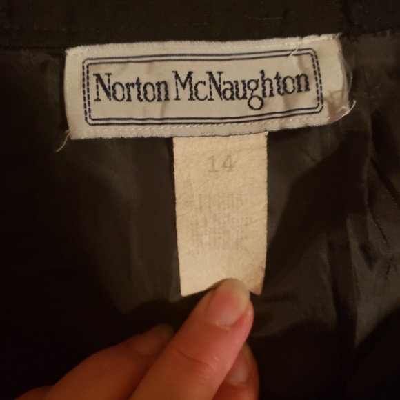 Norton McNaughton Black Midi Skirt - Picture 5 of 5